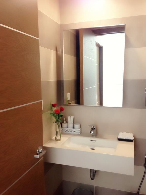 مدينة هوشي منه B2-087A Apartment - Saigon Airport Plaza المظهر الخارجي الصورة